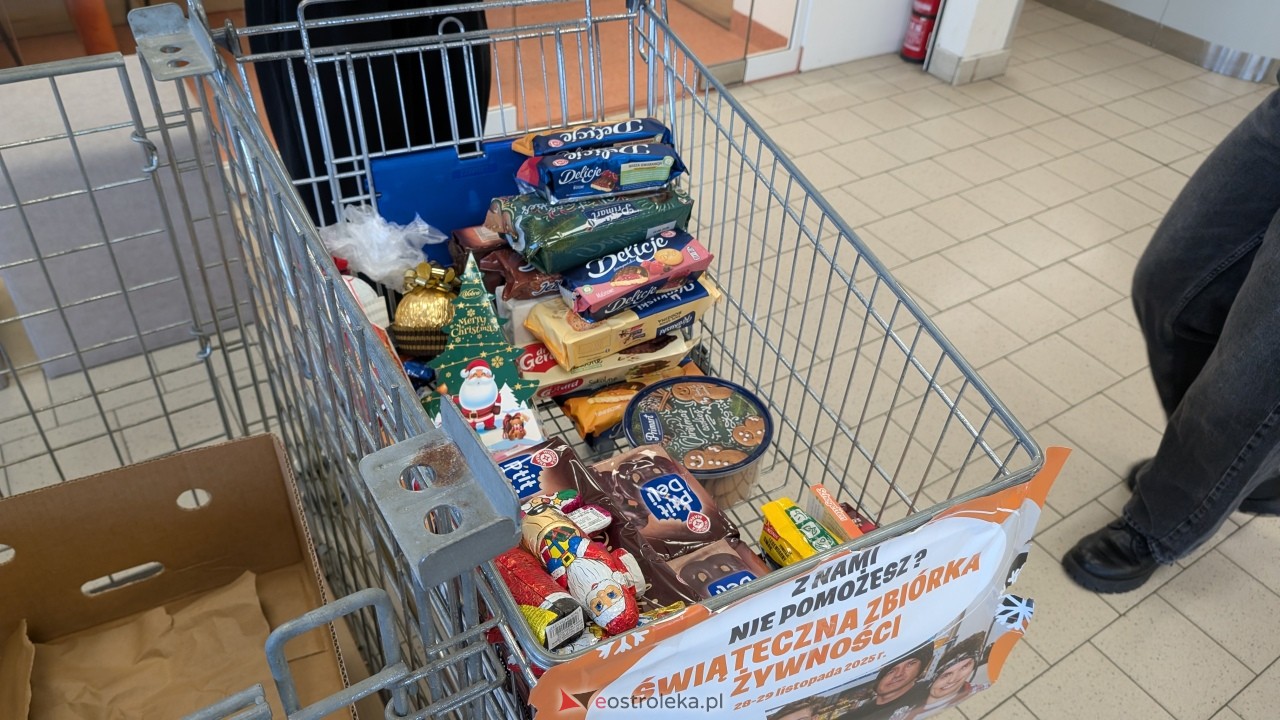 Ostrołęka łączy siły dobra! Wolontariusze Szlachetnej Paczki i Świątecznej Zbiórki Żywności razem dla potrzebujących! [28.11.2025] - zdjęcie #9 - eOstroleka.pl