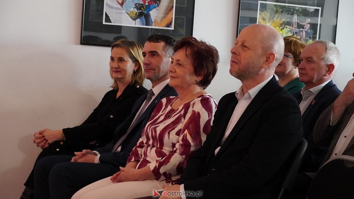 I Gminny Konkurs Pieśni Patriotycznej w Olszewie-Borkach [28.11.2025] - zdjęcie #43 - eOstroleka.pl