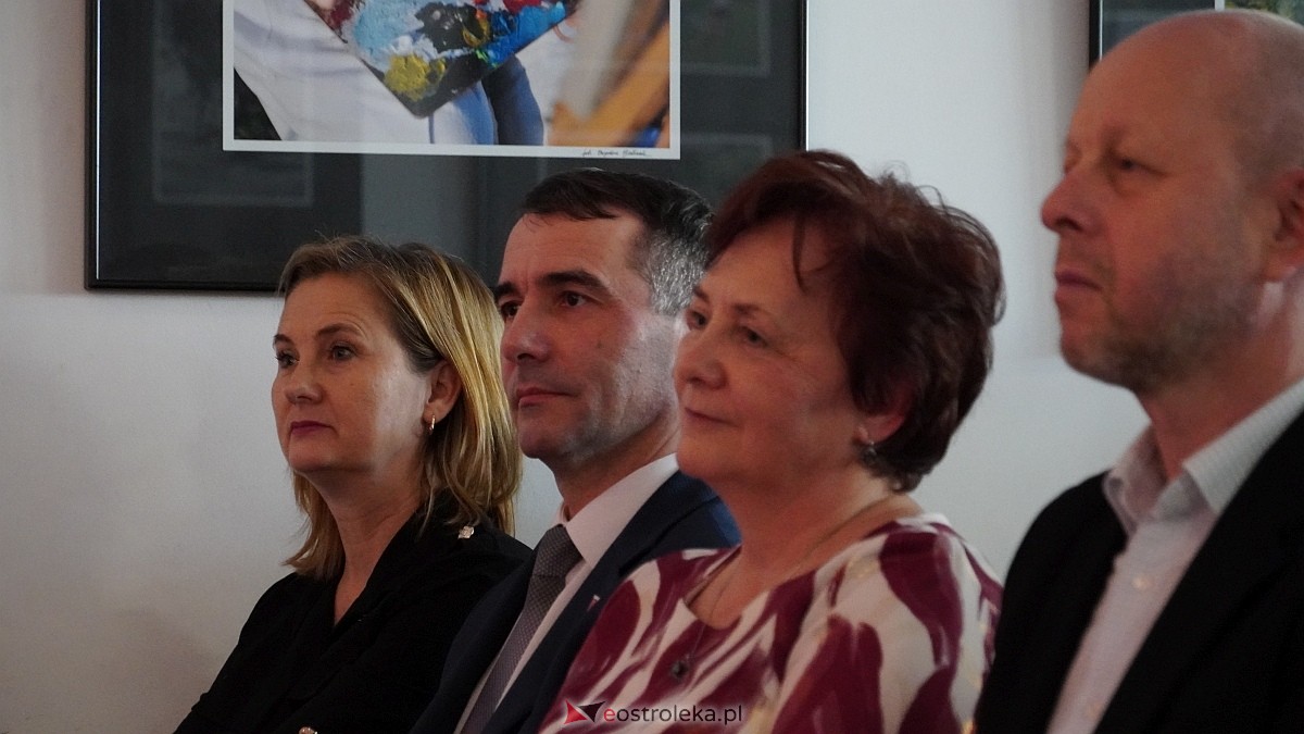 I Gminny Konkurs Pieśni Patriotycznej w Olszewie-Borkach [28.11.2025] - zdjęcie #37 - eOstroleka.pl