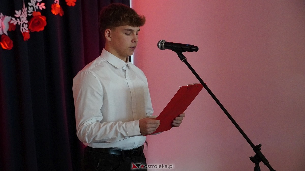 I Gminny Konkurs Pieśni Patriotycznej w Olszewie-Borkach [28.11.2025] - zdjęcie #34 - eOstroleka.pl