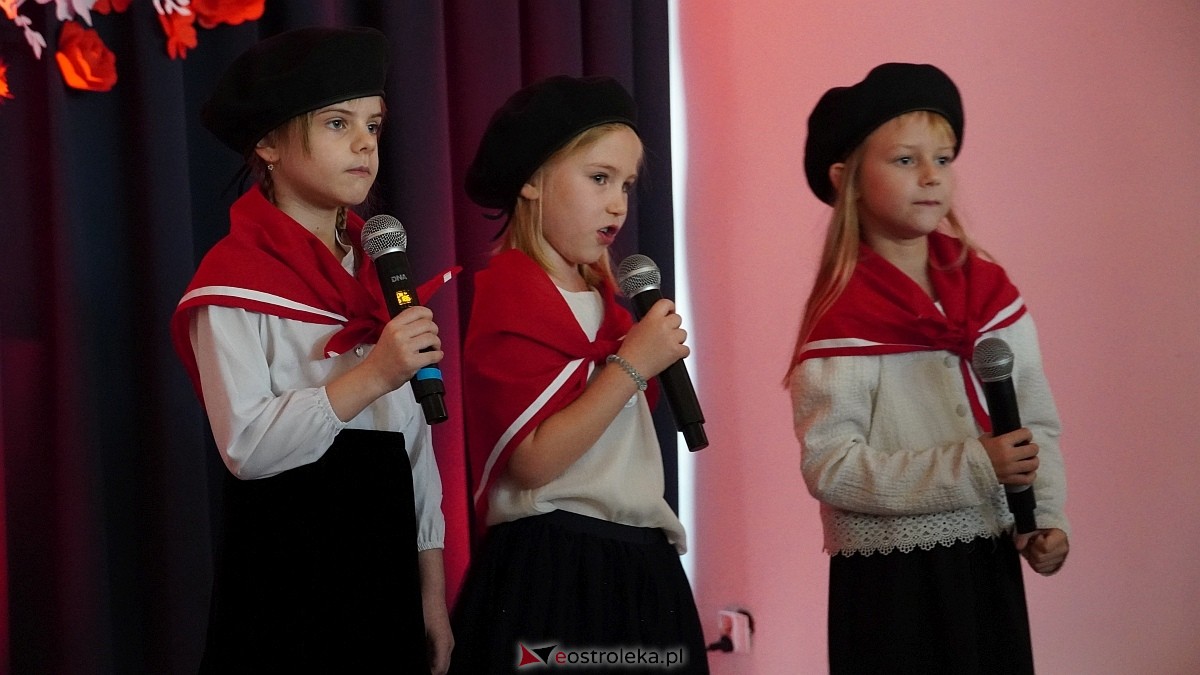 I Gminny Konkurs Pieśni Patriotycznej w Olszewie-Borkach [28.11.2025] - zdjęcie #32 - eOstroleka.pl