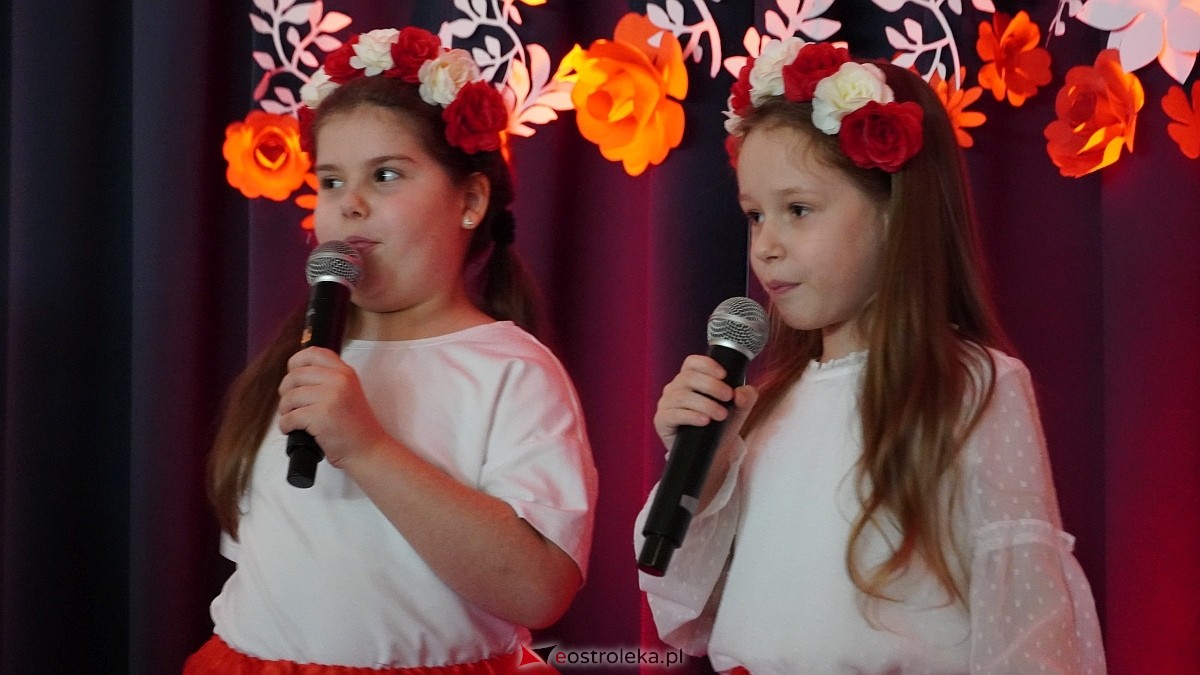 I Gminny Konkurs Pieśni Patriotycznej w Olszewie-Borkach [28.11.2025] - zdjęcie #17 - eOstroleka.pl