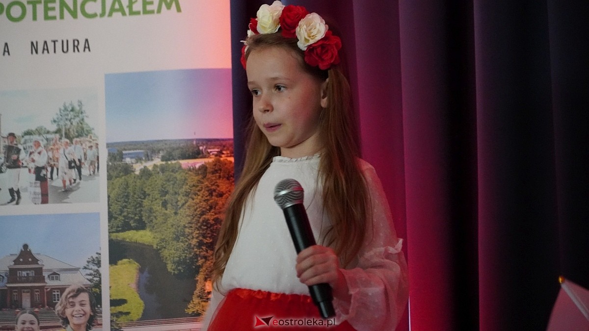 I Gminny Konkurs Pieśni Patriotycznej w Olszewie-Borkach [28.11.2025] - zdjęcie #16 - eOstroleka.pl
