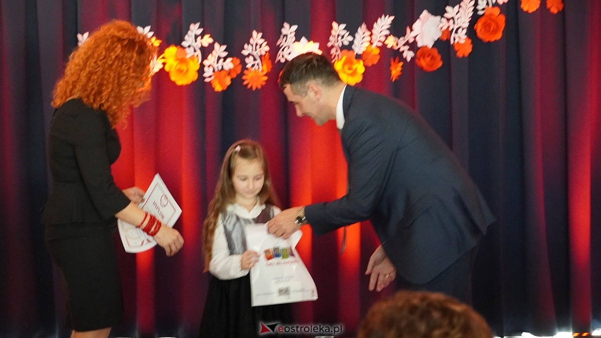 I Gminny Konkurs Pieśni Patriotycznej w Olszewie-Borkach [28.11.2025] - zdjęcie #1 - eOstroleka.pl