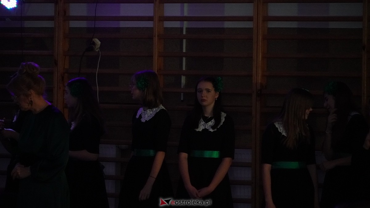 Uczta muzyczna w Ołdakach! Zespół Cantabile świętował 10-lecie istnienia [28.11.2025] - zdjęcie #38 - eOstroleka.pl