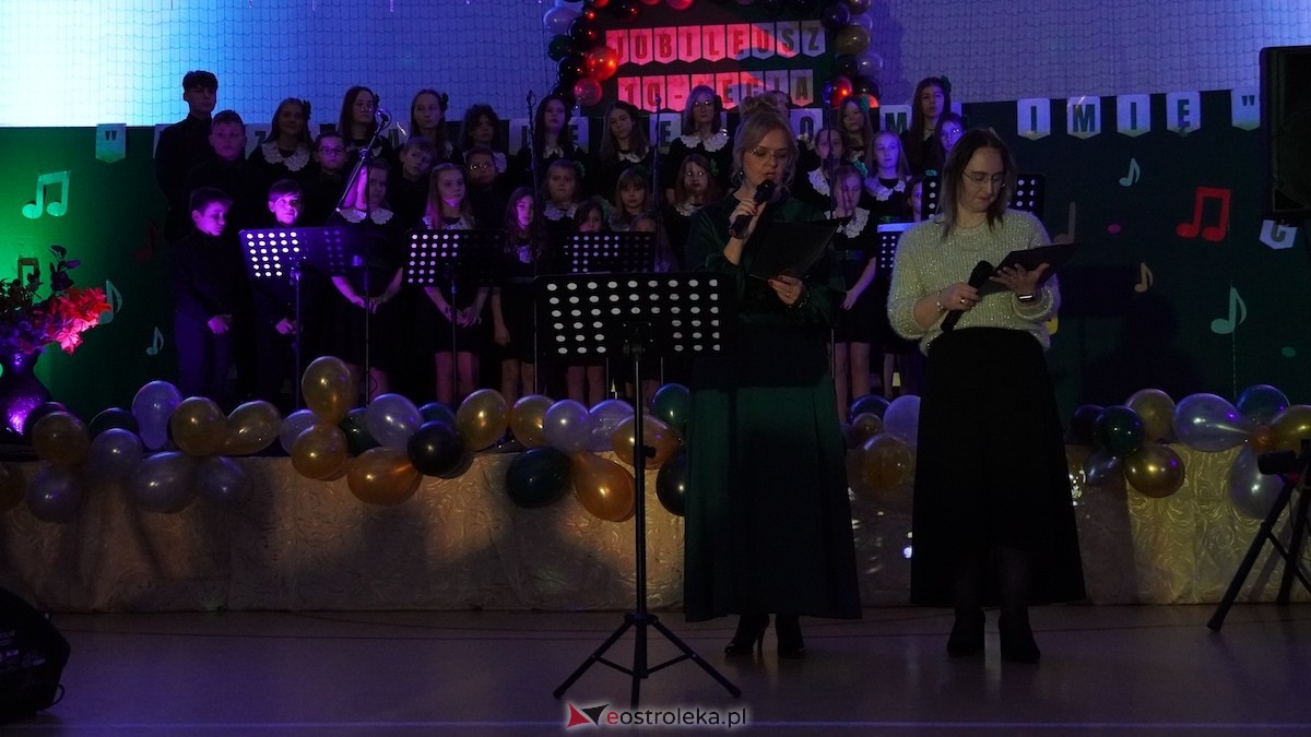 Uczta muzyczna w Ołdakach! Zespół Cantabile świętował 10-lecie istnienia [28.11.2025] - zdjęcie #25 - eOstroleka.pl