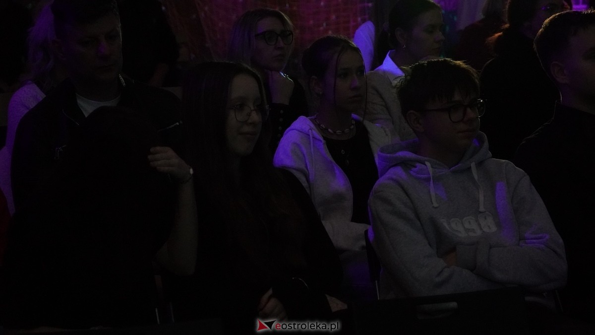 Uczta muzyczna w Ołdakach! Zespół Cantabile świętował 10-lecie istnienia [28.11.2025] - zdjęcie #14 - eOstroleka.pl