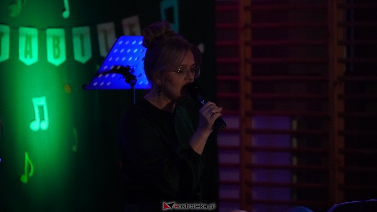 Uczta muzyczna w Ołdakach! Zespół Cantabile świętował 10-lecie istnienia [28.11.2025] - zdjęcie #10 - eOstroleka.pl