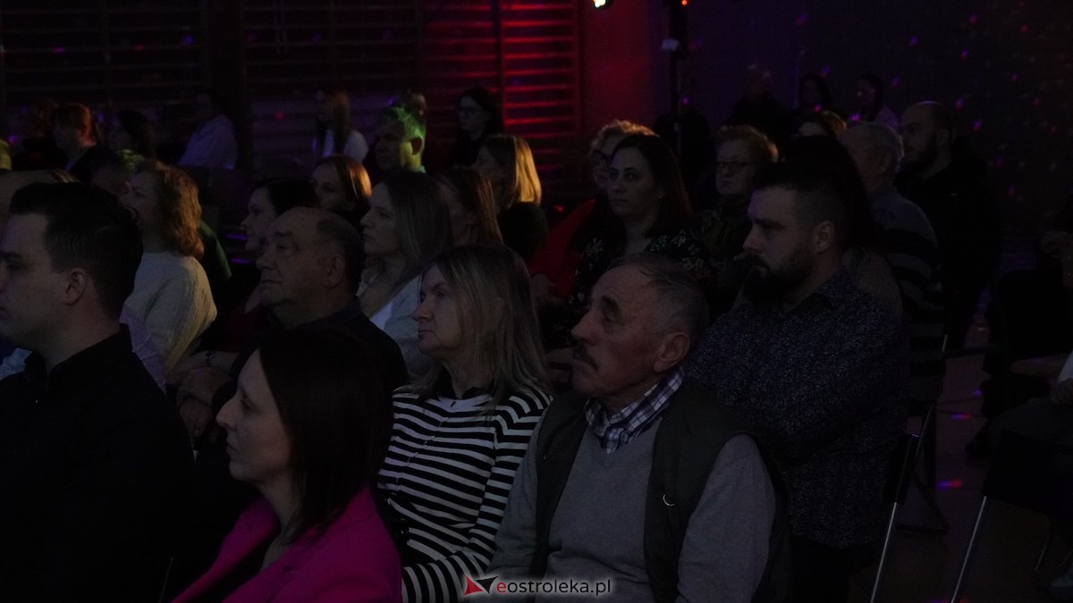 Uczta muzyczna w Ołdakach! Zespół Cantabile świętował 10-lecie istnienia [28.11.2025] - zdjęcie #7 - eOstroleka.pl