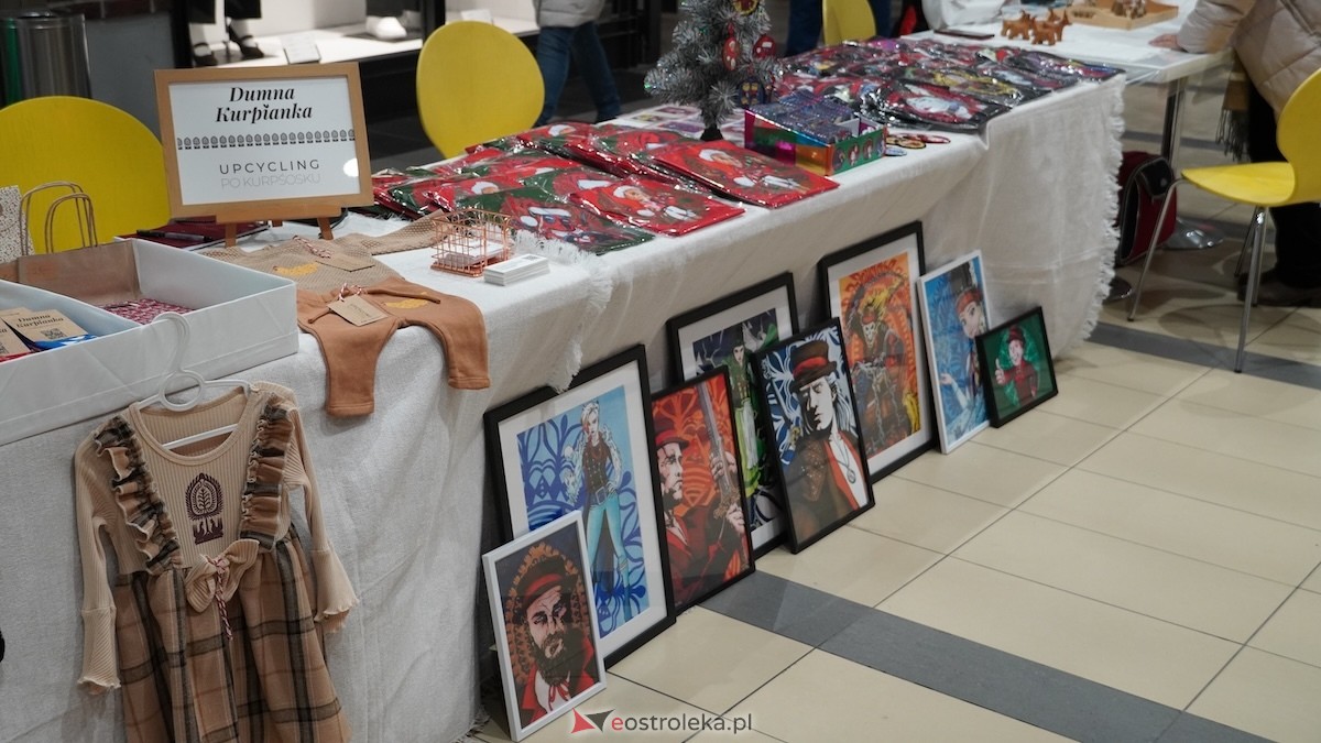 Folklor kurpiowski i świąteczna profilaktyka. Wydarzenie mikołajkowe w Ostrołęce!  [29.11.2025] - zdjęcie #11 - eOstroleka.pl