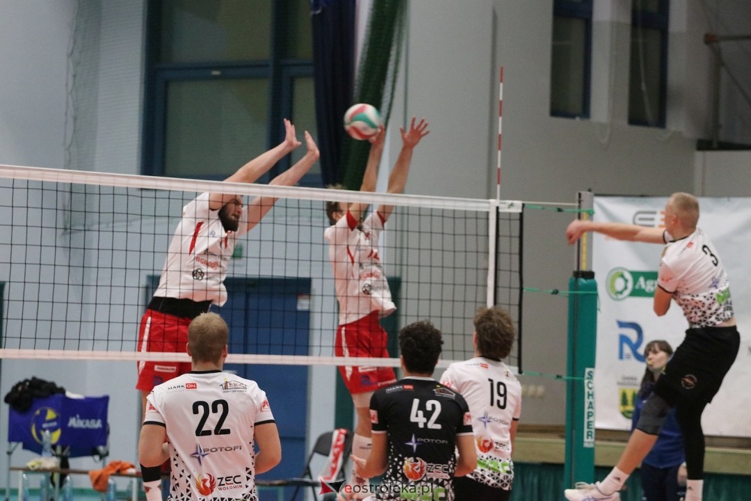 SPS Volley Ostrołęka - Huragan Wołomin [29.11.2025] - zdjęcie #37 - eOstroleka.pl