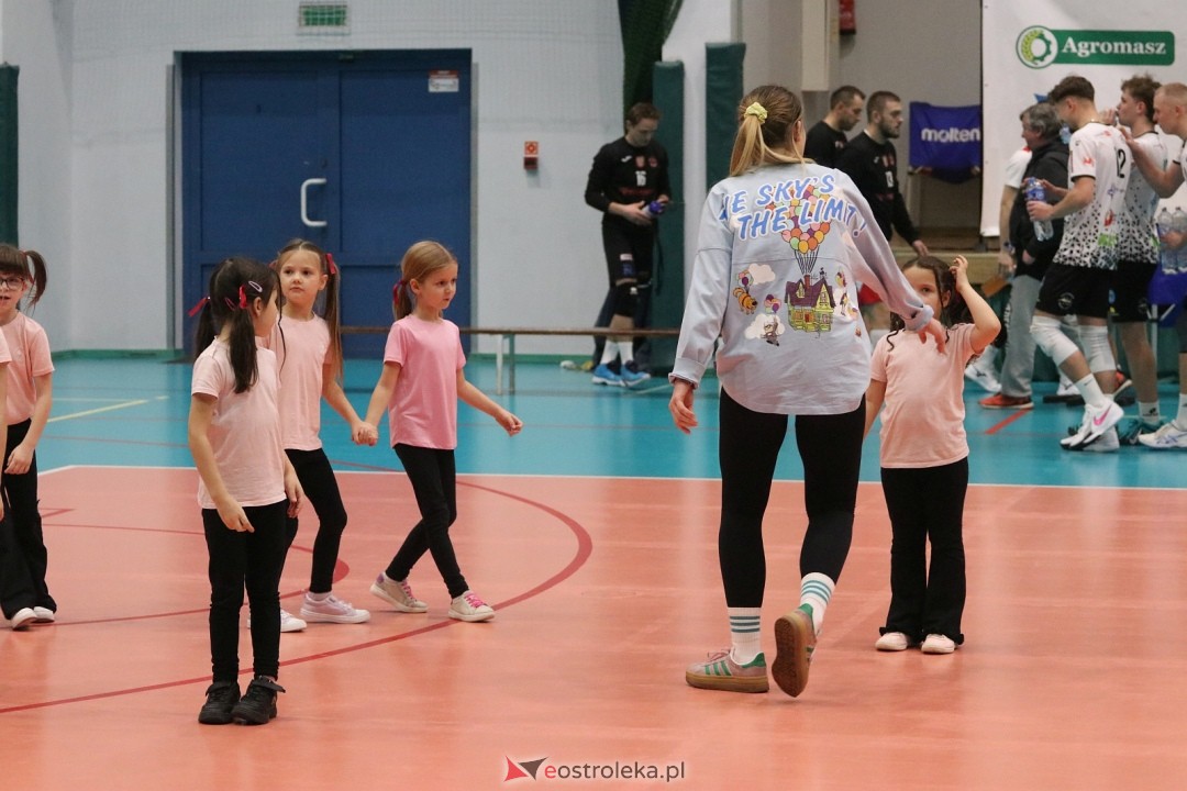 SPS Volley Ostrołęka - Huragan Wołomin [29.11.2025] - zdjęcie #16 - eOstroleka.pl