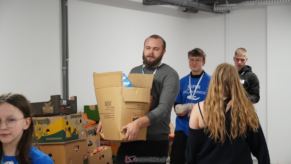 Zakończyła się Świąteczna Zbiórka Żywności 2025 w Ostrołęce i powiecie! Imponujący wynik! [29.11.2025] - zdjęcie #101 - eOstroleka.pl