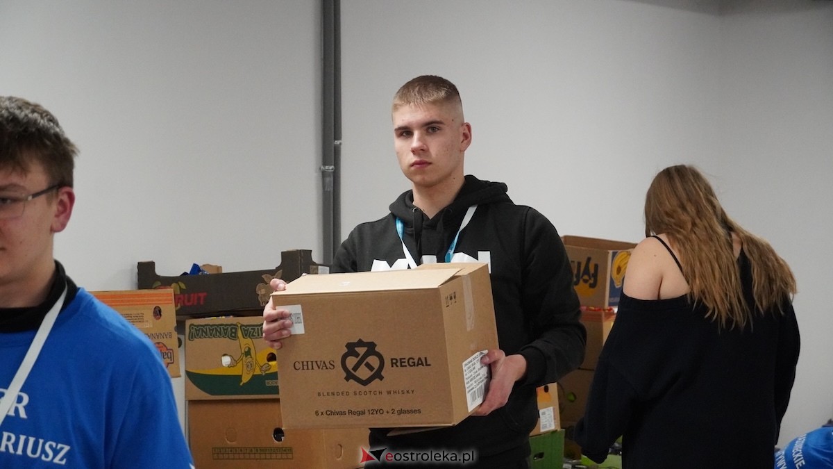 Zakończyła się Świąteczna Zbiórka Żywności 2025 w Ostrołęce i powiecie! Imponujący wynik! [29.11.2025] - zdjęcie #98 - eOstroleka.pl