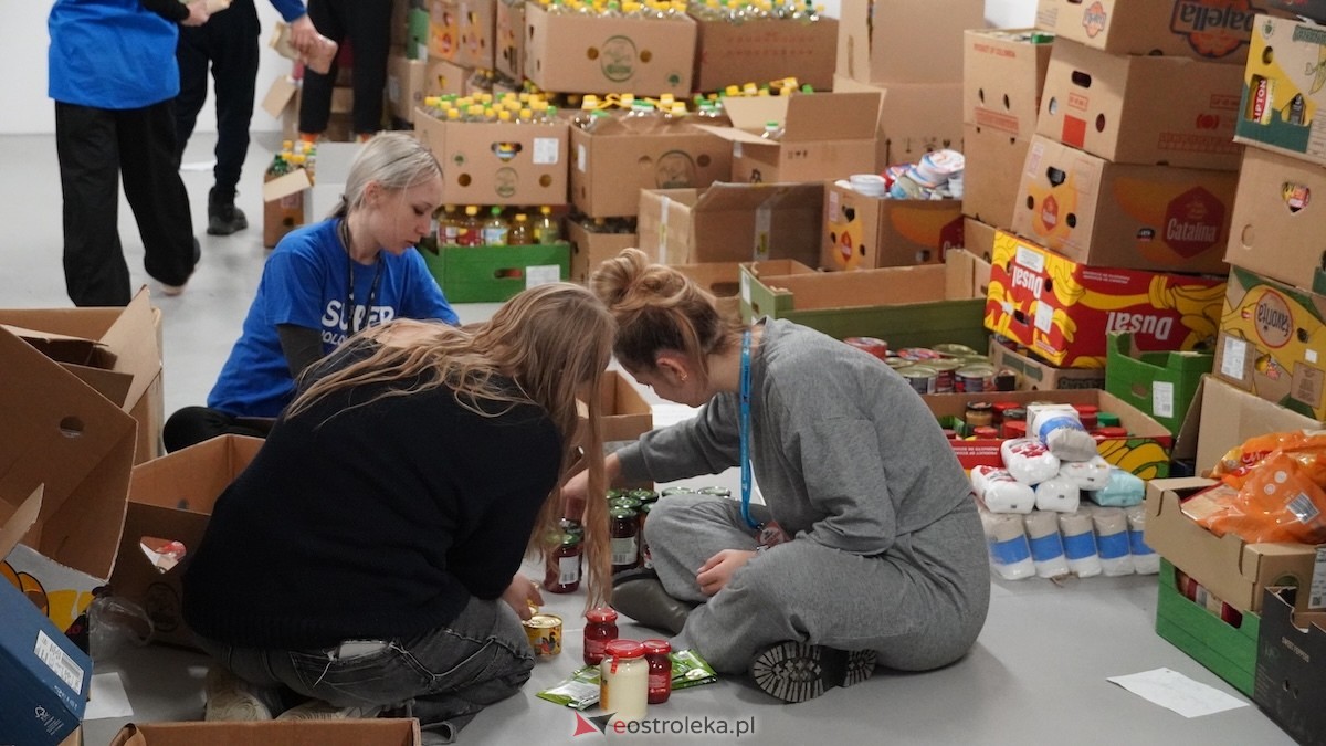 Zakończyła się Świąteczna Zbiórka Żywności 2025 w Ostrołęce i powiecie! Imponujący wynik! [29.11.2025] - zdjęcie #27 - eOstroleka.pl