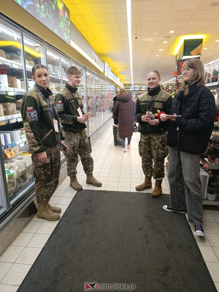 Zakończyła się Świąteczna Zbiórka Żywności 2025 w Ostrołęce i powiecie! Imponujący wynik! [29.11.2025] - zdjęcie #44 - eOstroleka.pl