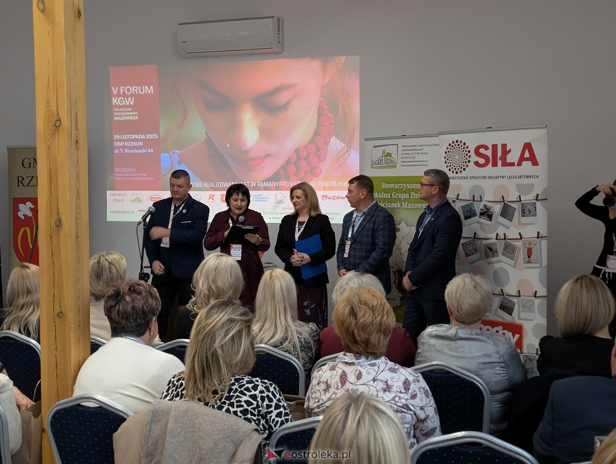 V Forum Kół Gospodyń Wiejskich Północno-Wschodniego Mazowsza w Rzekuniu [29.11.2025] - zdjęcie #58 - eOstroleka.pl