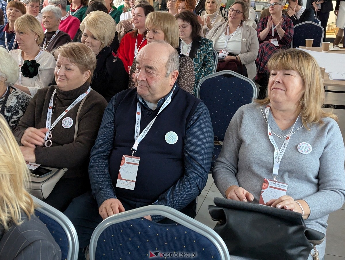 V Forum Kół Gospodyń Wiejskich Północno-Wschodniego Mazowsza w Rzekuniu [29.11.2025] - zdjęcie #53 - eOstroleka.pl