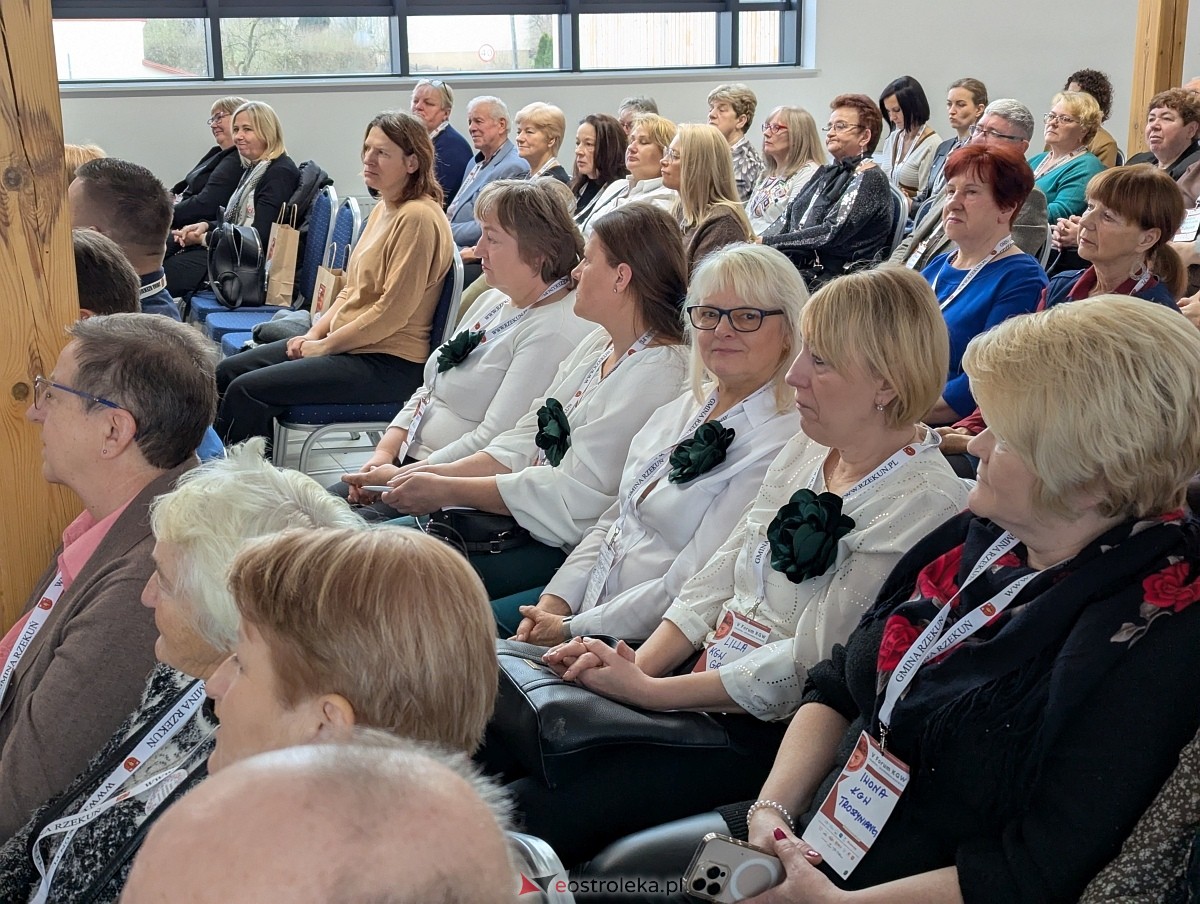 V Forum Kół Gospodyń Wiejskich Północno-Wschodniego Mazowsza w Rzekuniu [29.11.2025] - zdjęcie #49 - eOstroleka.pl