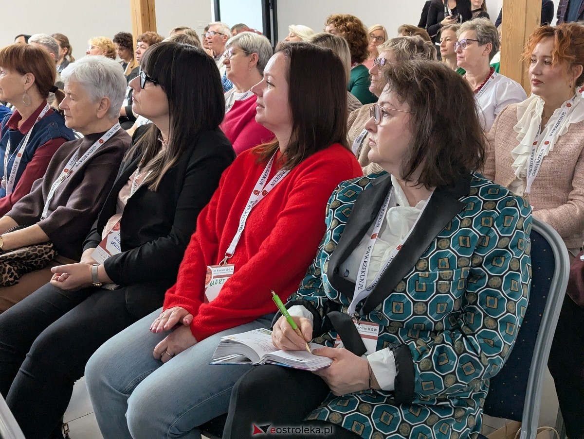 V Forum Kół Gospodyń Wiejskich Północno-Wschodniego Mazowsza w Rzekuniu [29.11.2025] - zdjęcie #48 - eOstroleka.pl