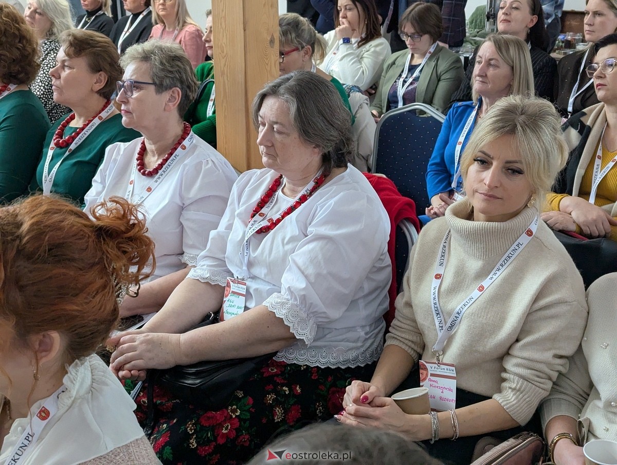 V Forum Kół Gospodyń Wiejskich Północno-Wschodniego Mazowsza w Rzekuniu [29.11.2025] - zdjęcie #43 - eOstroleka.pl