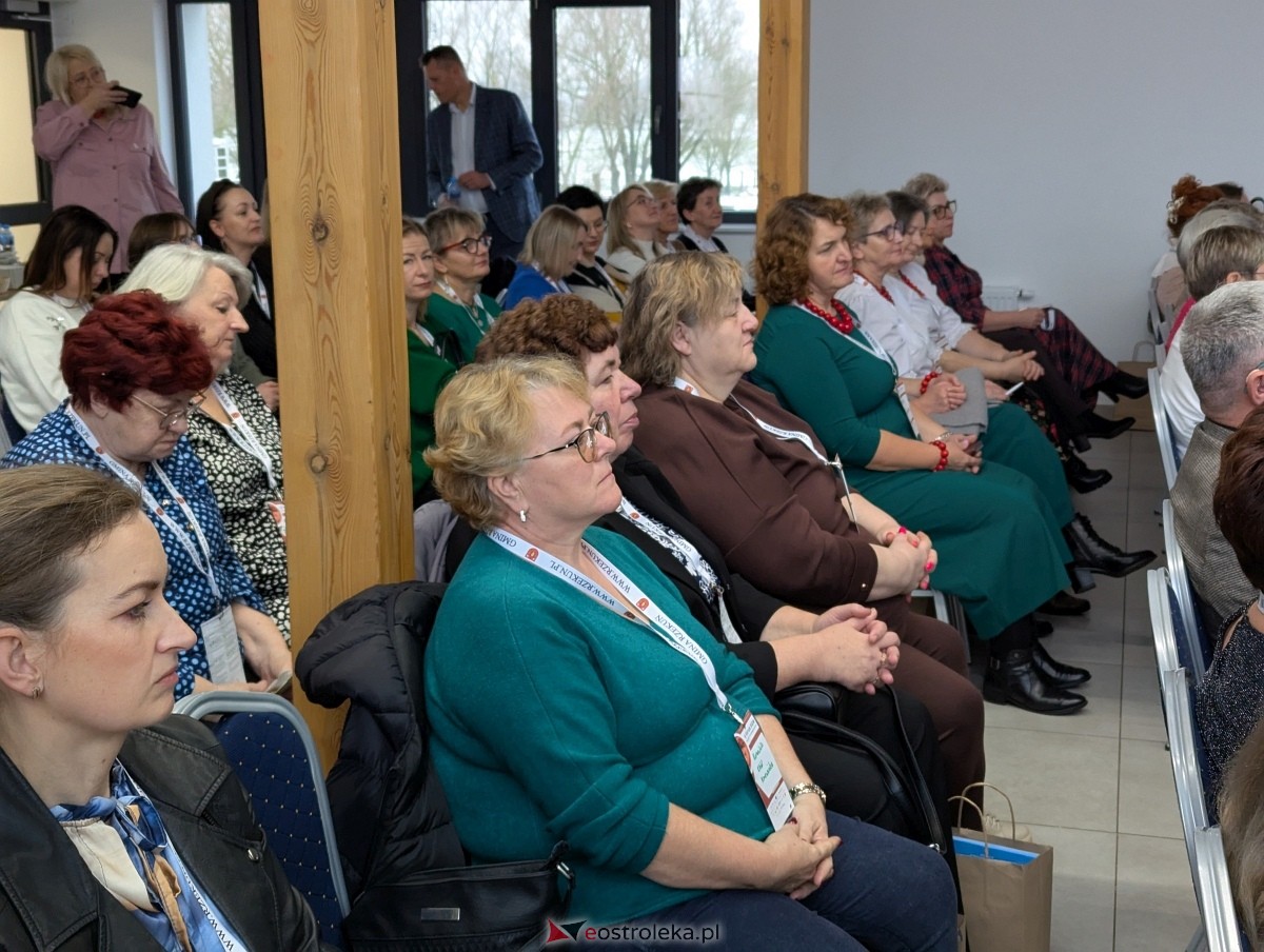 V Forum Kół Gospodyń Wiejskich Północno-Wschodniego Mazowsza w Rzekuniu [29.11.2025] - zdjęcie #34 - eOstroleka.pl