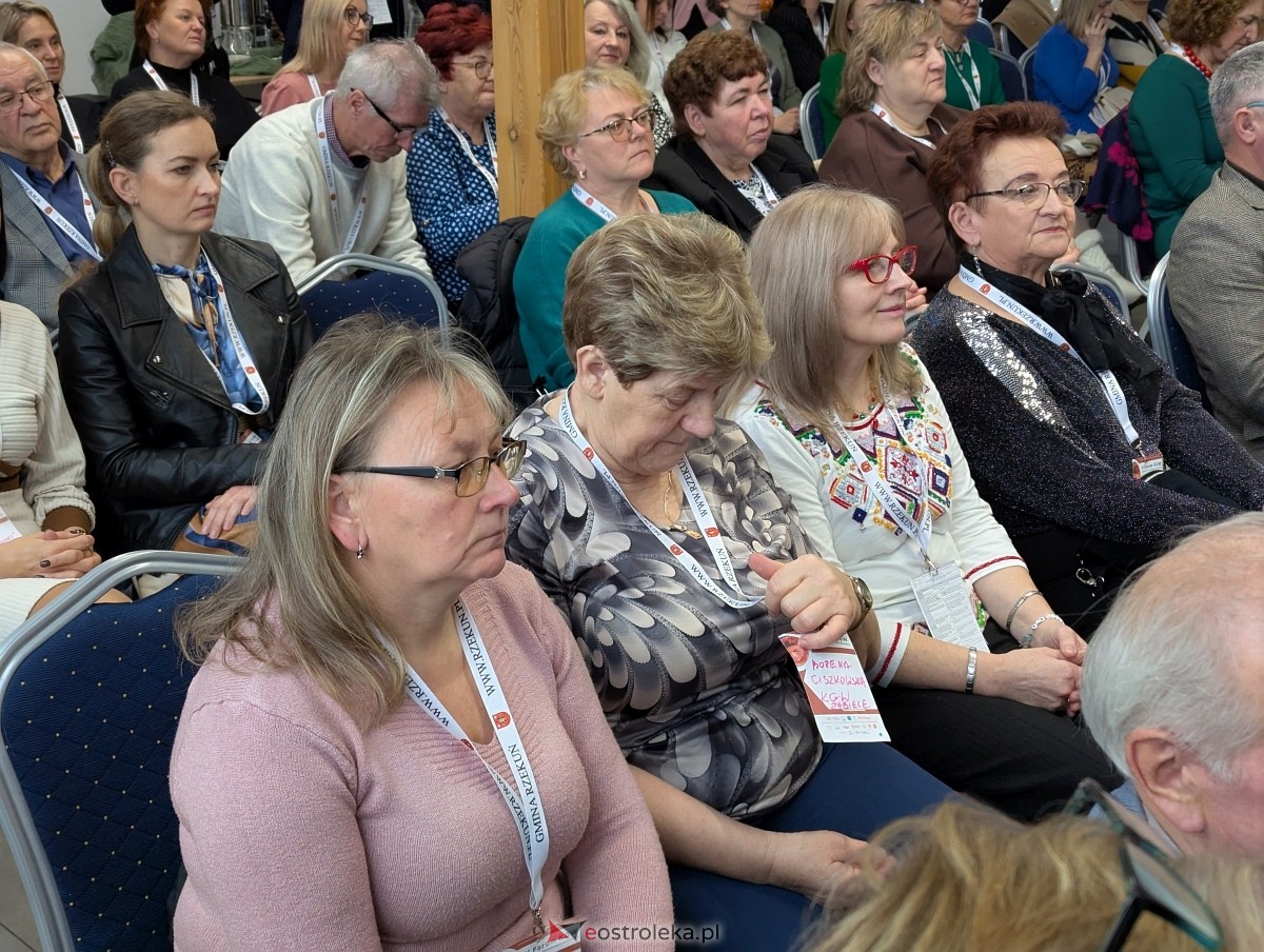 V Forum Kół Gospodyń Wiejskich Północno-Wschodniego Mazowsza w Rzekuniu [29.11.2025] - zdjęcie #32 - eOstroleka.pl