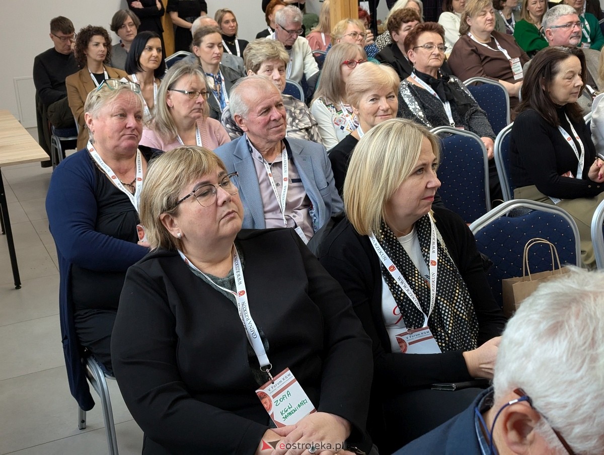 V Forum Kół Gospodyń Wiejskich Północno-Wschodniego Mazowsza w Rzekuniu [29.11.2025] - zdjęcie #28 - eOstroleka.pl