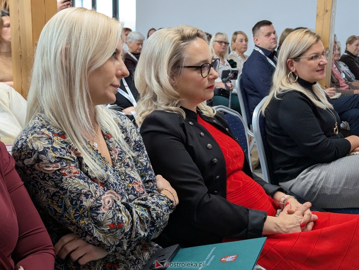 V Forum Kół Gospodyń Wiejskich Północno-Wschodniego Mazowsza w Rzekuniu [29.11.2025] - zdjęcie #22 - eOstroleka.pl