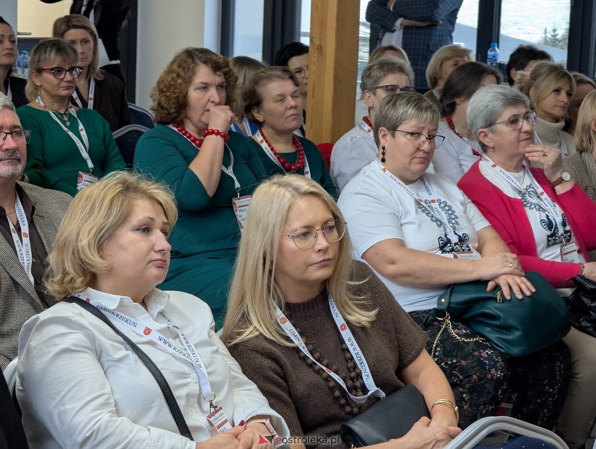 V Forum Kół Gospodyń Wiejskich Północno-Wschodniego Mazowsza w Rzekuniu [29.11.2025] - zdjęcie #20 - eOstroleka.pl