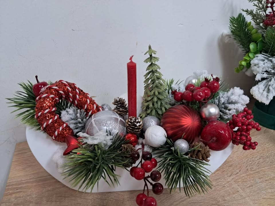 Przed kiermaszem u Motylków [1.12.2025] - zdjęcie #1 - eOstroleka.pl