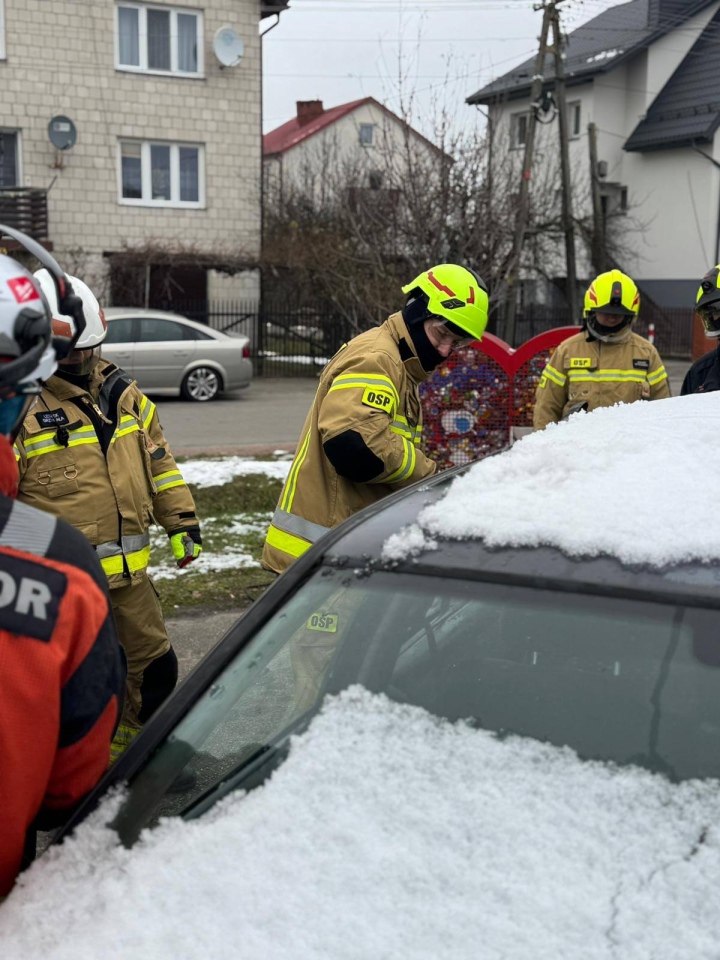 Akademia Fire-Max  w Osp Olszewo-Borki [1.12.2025] - zdjęcie #38 - eOstroleka.pl