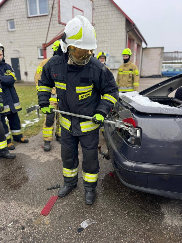 Akademia Fire-Max  w Osp Olszewo-Borki [1.12.2025] - zdjęcie #35 - eOstroleka.pl