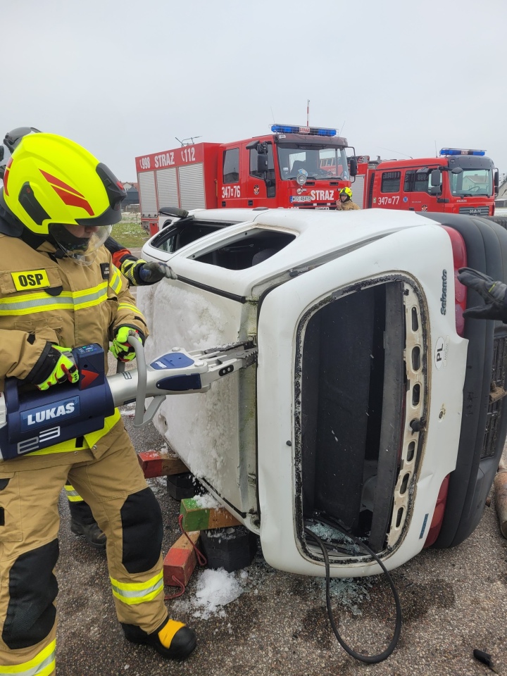 Akademia Fire-Max  w Osp Olszewo-Borki [1.12.2025] - zdjęcie #23 - eOstroleka.pl