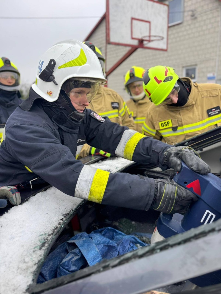 Akademia Fire-Max  w Osp Olszewo-Borki [1.12.2025] - zdjęcie #19 - eOstroleka.pl