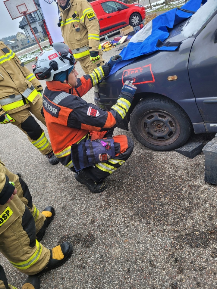 Akademia Fire-Max  w Osp Olszewo-Borki [1.12.2025] - zdjęcie #14 - eOstroleka.pl