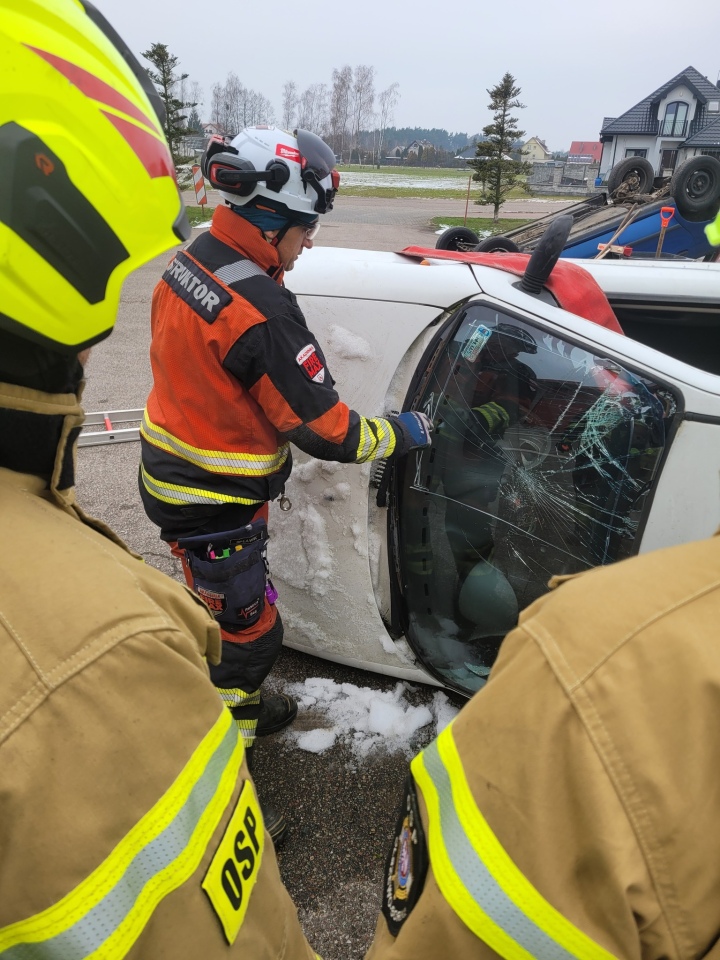 Akademia Fire-Max  w Osp Olszewo-Borki [1.12.2025] - zdjęcie #12 - eOstroleka.pl