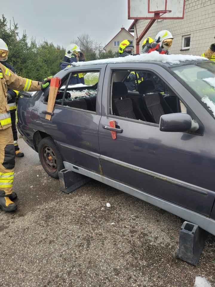 Akademia Fire-Max  w Osp Olszewo-Borki [1.12.2025] - zdjęcie #7 - eOstroleka.pl
