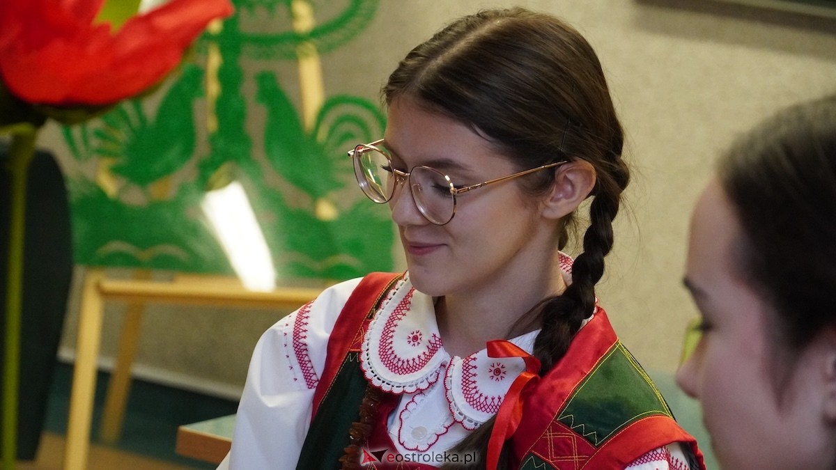 VII olimpiada wiedzy o Kurpiach [2.12.2025] - zdjęcie #40 - eOstroleka.pl