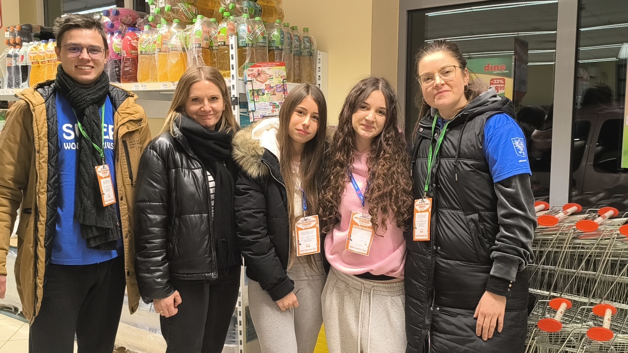 Świąteczna Zbiórka Żywności w Olszewie-Borkach [03.12.2025] - zdjęcie #16 - eOstroleka.pl