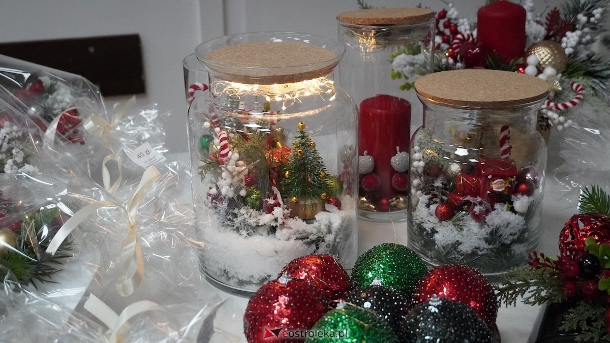 Sukces świątecznego kiermaszu Motylków! Wyjątkowy dzień, wyjątkowa akcja  [3.12.2025] - zdjęcie #21 - eOstroleka.pl