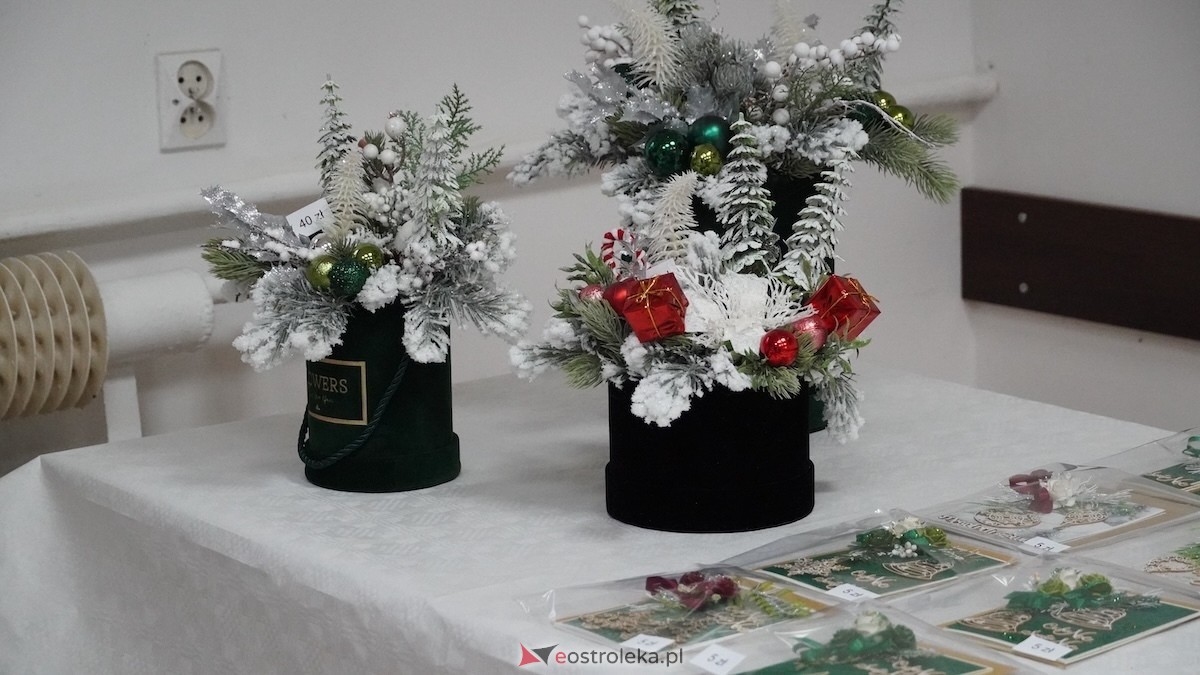 Sukces świątecznego kiermaszu Motylków! Wyjątkowy dzień, wyjątkowa akcja  [3.12.2025] - zdjęcie #20 - eOstroleka.pl