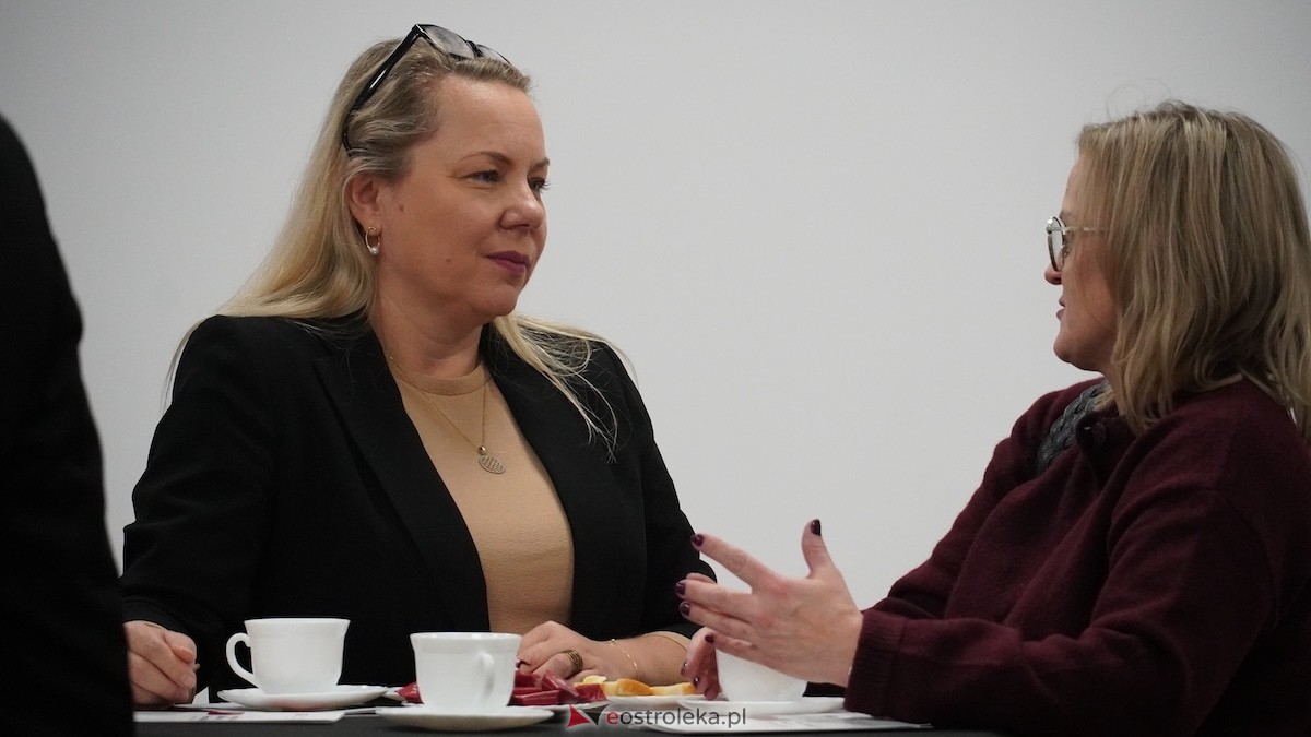 Ostrołęckie Forum Biznesowe z PAIH i BGK: Ostrołęka stawia na eksport.[03.12.2025] - zdjęcie #48 - eOstroleka.pl