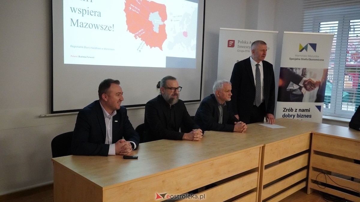 Ostrołęckie Forum Biznesowe z PAIH i BGK: Ostrołęka stawia na eksport.[03.12.2025] - zdjęcie #25 - eOstroleka.pl