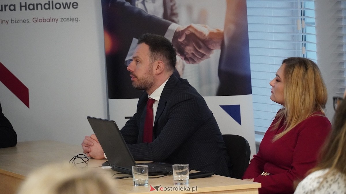 Ostrołęckie Forum Biznesowe z PAIH i BGK: Ostrołęka stawia na eksport.[03.12.2025] - zdjęcie #14 - eOstroleka.pl
