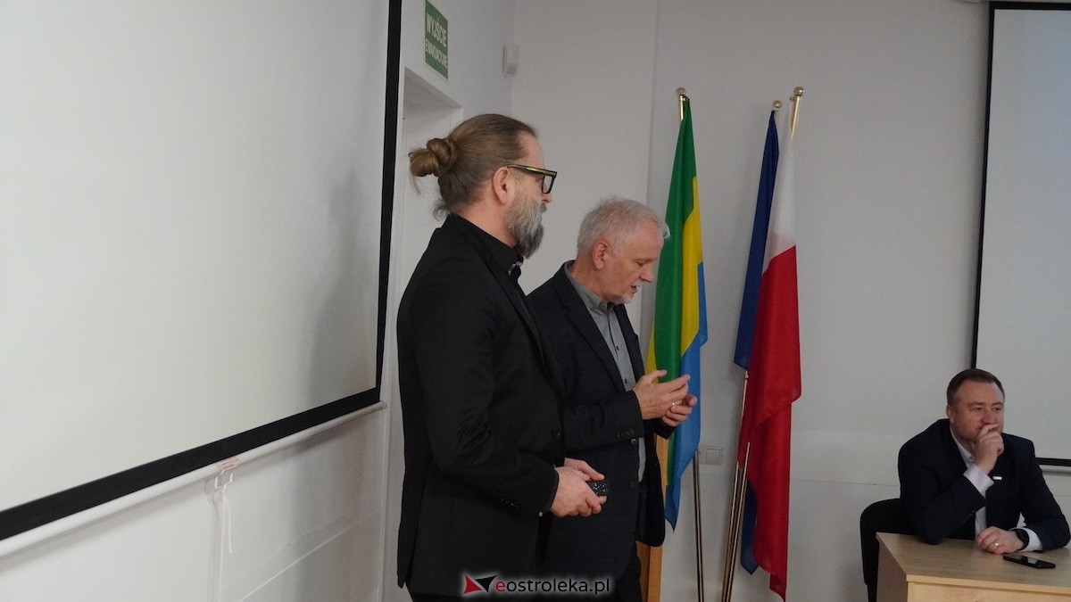 Ostrołęckie Forum Biznesowe z PAIH i BGK: Ostrołęka stawia na eksport.[03.12.2025] - zdjęcie #2 - eOstroleka.pl