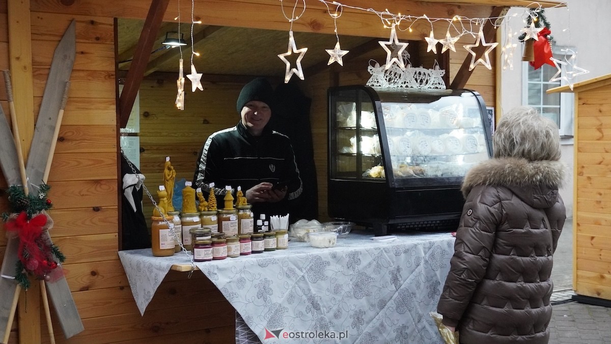 III Kurpiowski Jarmark Bożonarodzeniowy [4.12.2025] - zdjęcie #145 - eOstroleka.pl