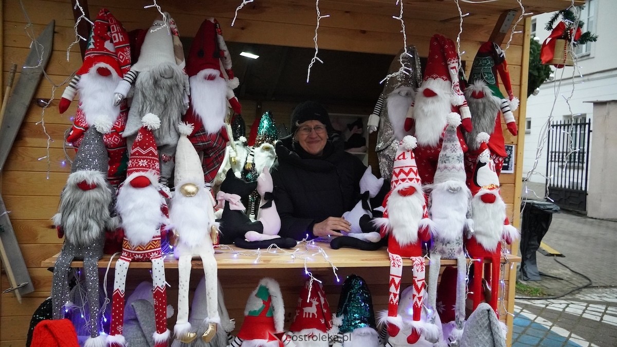 III Kurpiowski Jarmark Bożonarodzeniowy [4.12.2025] - zdjęcie #142 - eOstroleka.pl