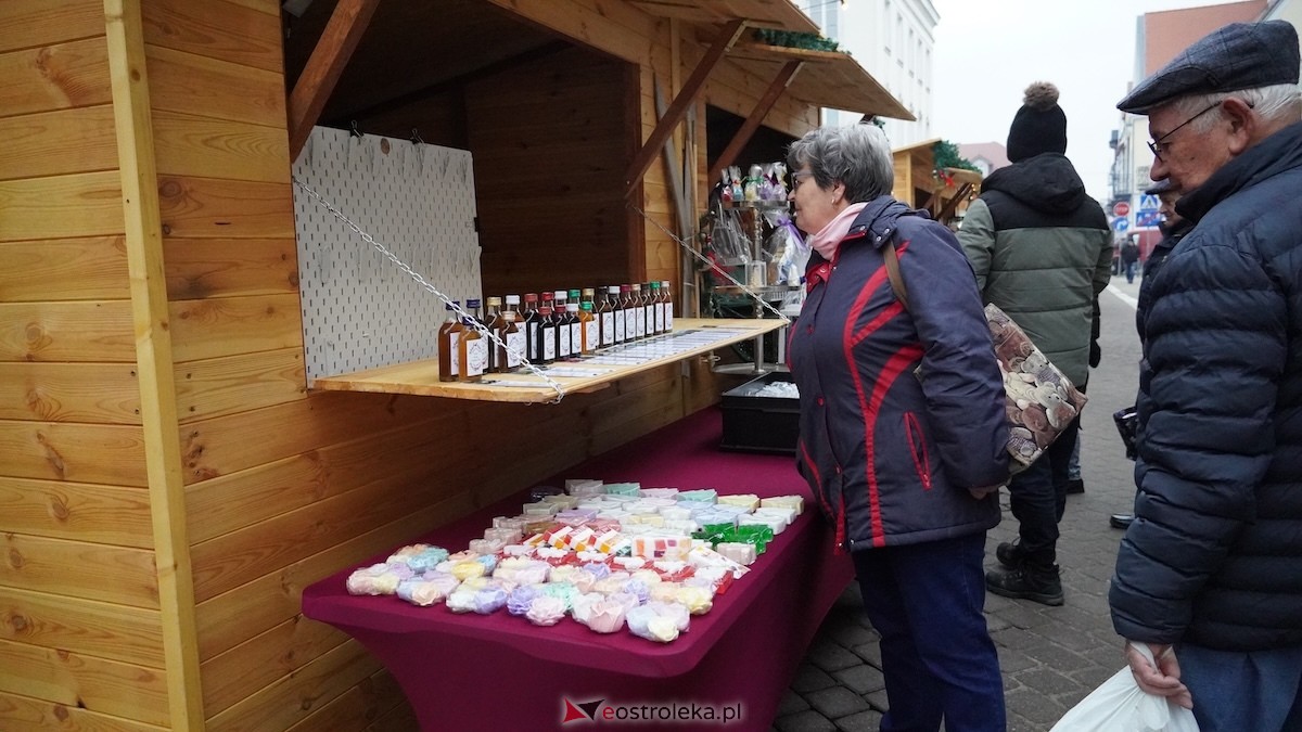 III Kurpiowski Jarmark Bożonarodzeniowy [4.12.2025] - zdjęcie #133 - eOstroleka.pl