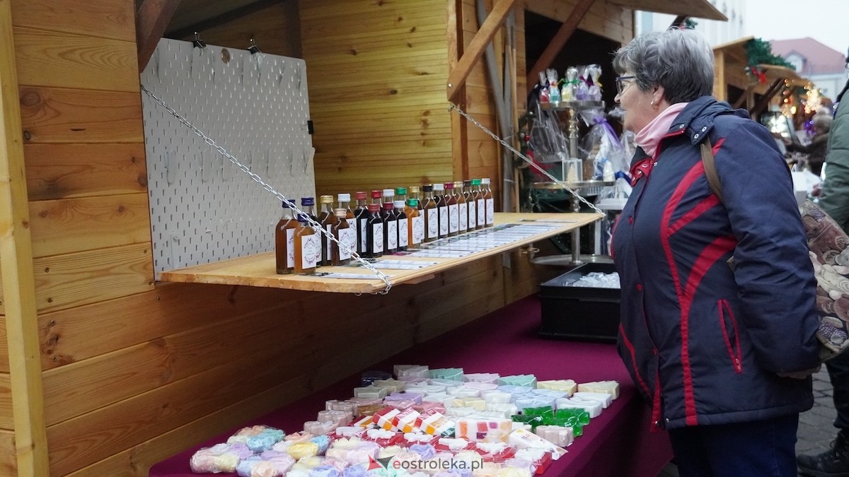 III Kurpiowski Jarmark Bożonarodzeniowy [4.12.2025] - zdjęcie #132 - eOstroleka.pl